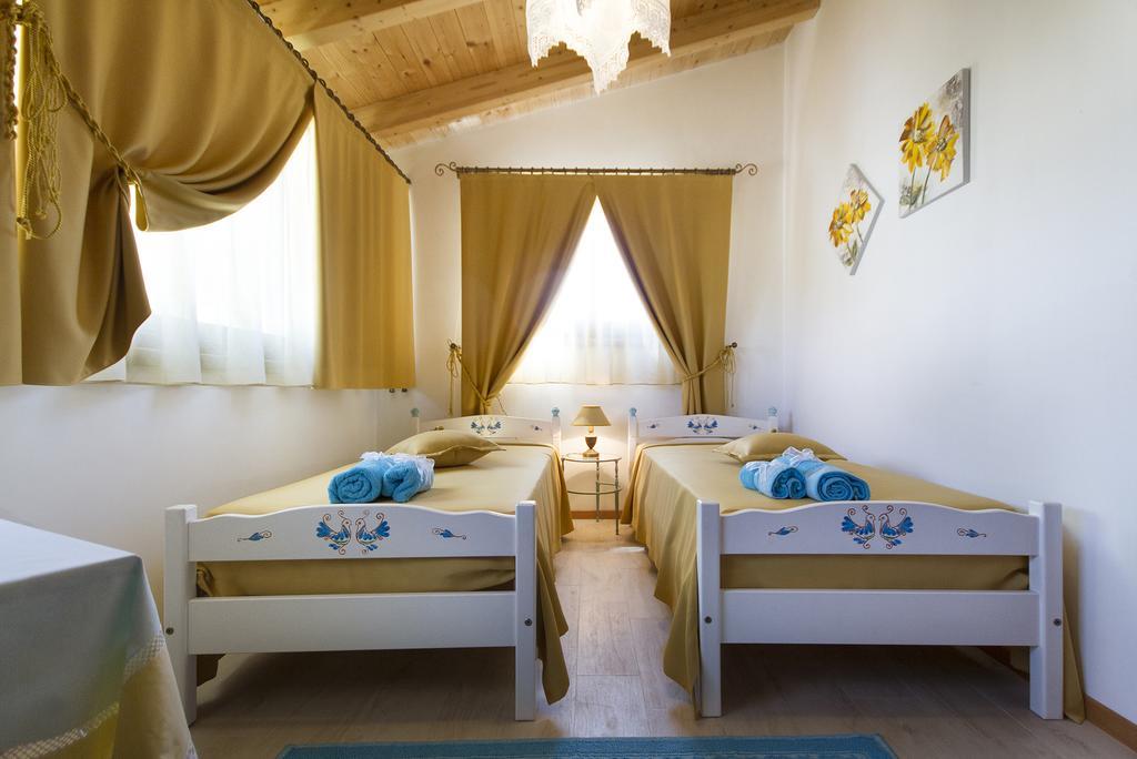 Sa Mariposa Bed and Breakfast Ittiri Eksteriør billede